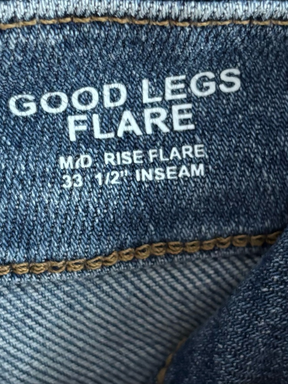 Good American Good Legs Flare Mid Rise Jeans Size 12/31 - Picture 7 of 11